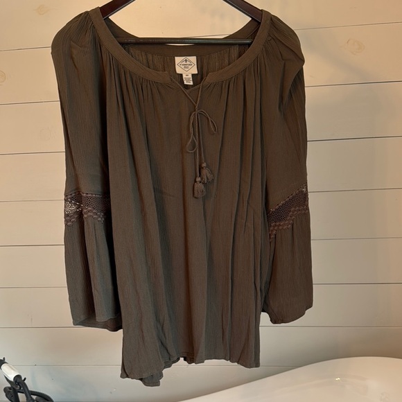 St. John's Bay Tops - St. John's Bay Green 3/4 Sleeve Tie Front Blouse